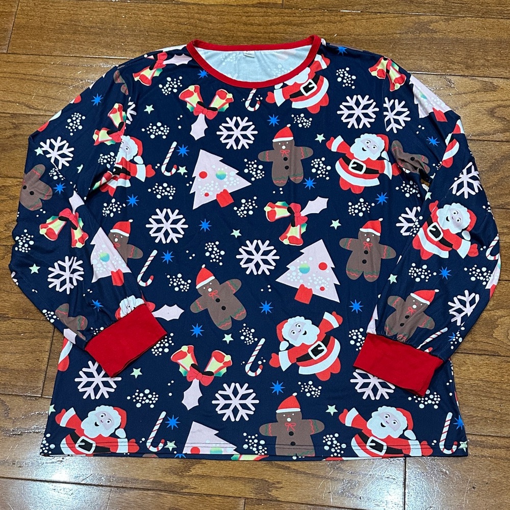 Amazon Festive Holiday Long Sleeve pajama top